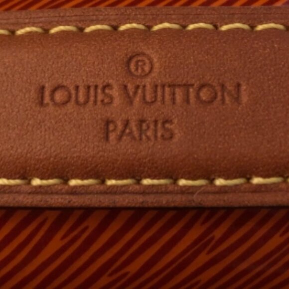 Louis Vuitton Pochette Metis Shiny Leather Reverse Monogram Bag 📦🏃🏻💨⚡🚚 - Picture 6 of 16